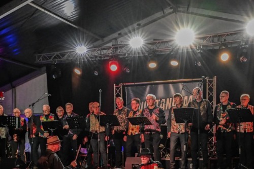 Optreden op de Kerstmarkt in Ruinen